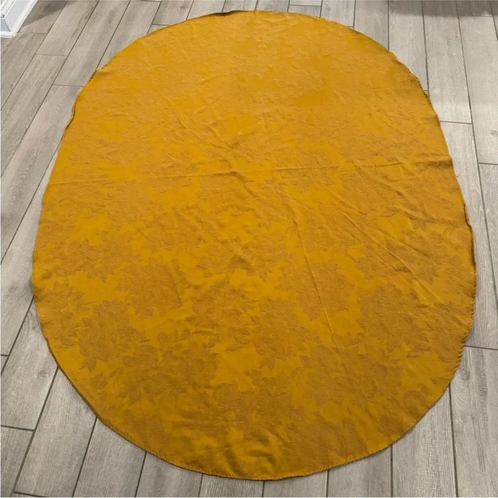 Mustard Color Damask Jacquard Print Oval Tablecloth 79x57